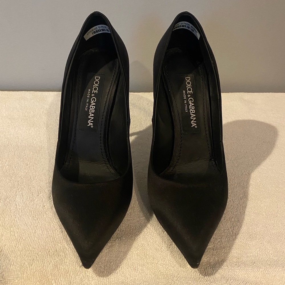 dolce gabbana black pumps /size 38